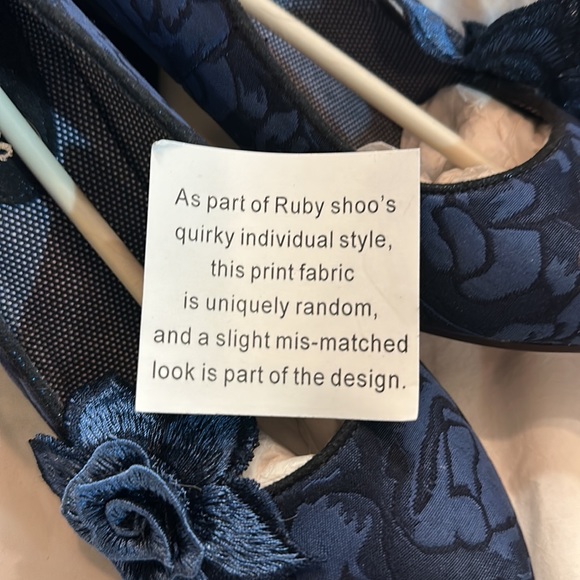 Heels - Picture 5 of 5